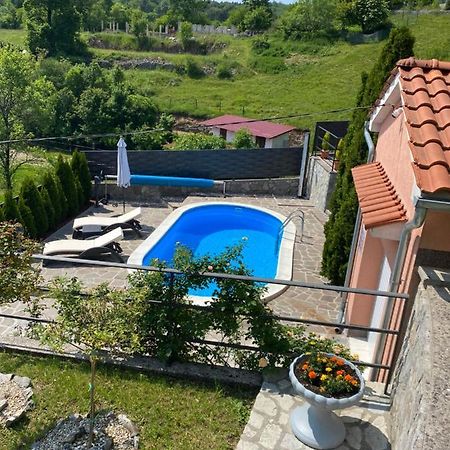 Holiday House Pasjak Sapjane Buitenkant foto